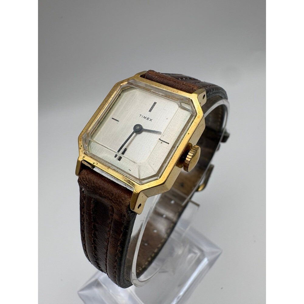 Vintage 1973 Timex Women's Mechanical Tank Watch - Manual Wind - Runs